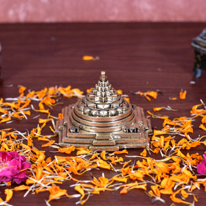 White Whale Superfine Shri Yantra Brass Statue | Premium Brass Maha Meru Shree Yantra for Home Pooja Health Wealth and Prosperity