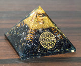 White Whale Reiki Healing Crystal Energy Generator Pyramid The Flower Of Life Symbol Orgonite Energy Generator Stone